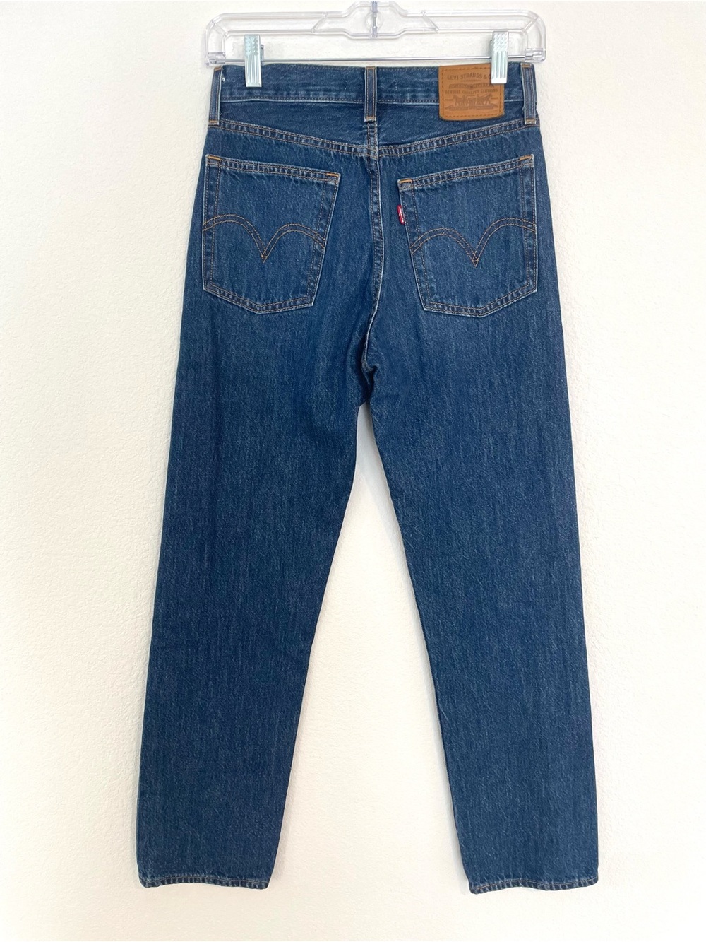 Levi’s Premium Wedgie Straight Button Fly High Rise Jeans - Picture 8 of 12